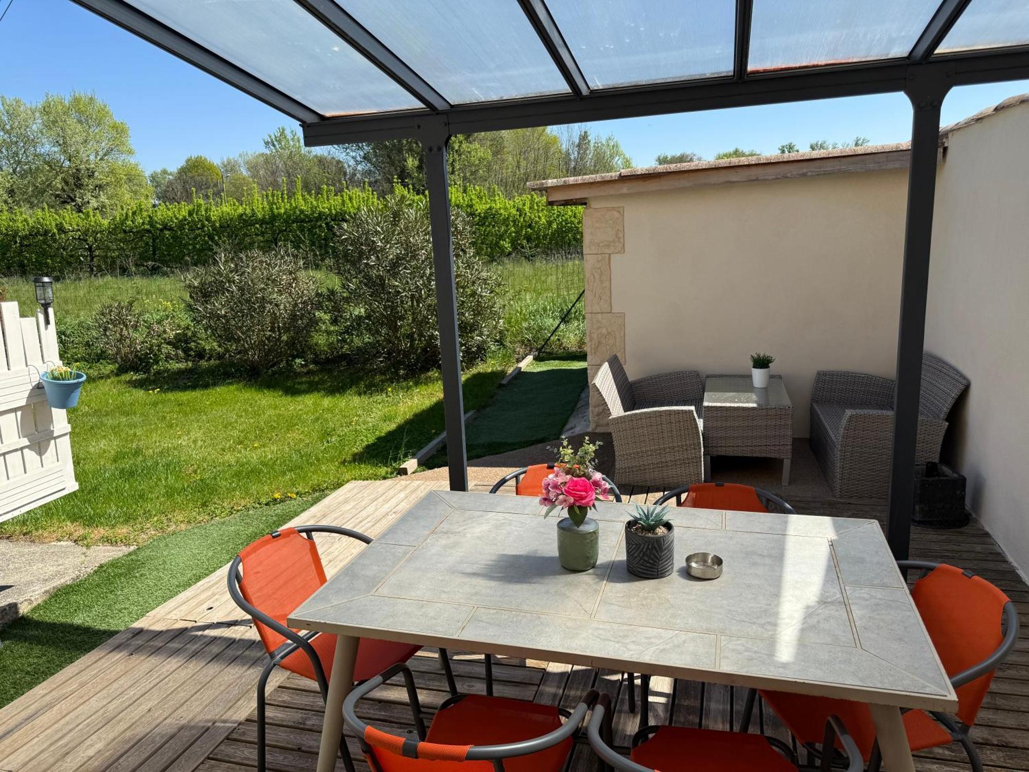 Au Calme, Confortable Avec Terrasse لو بوزين المظهر الخارجي الصورة